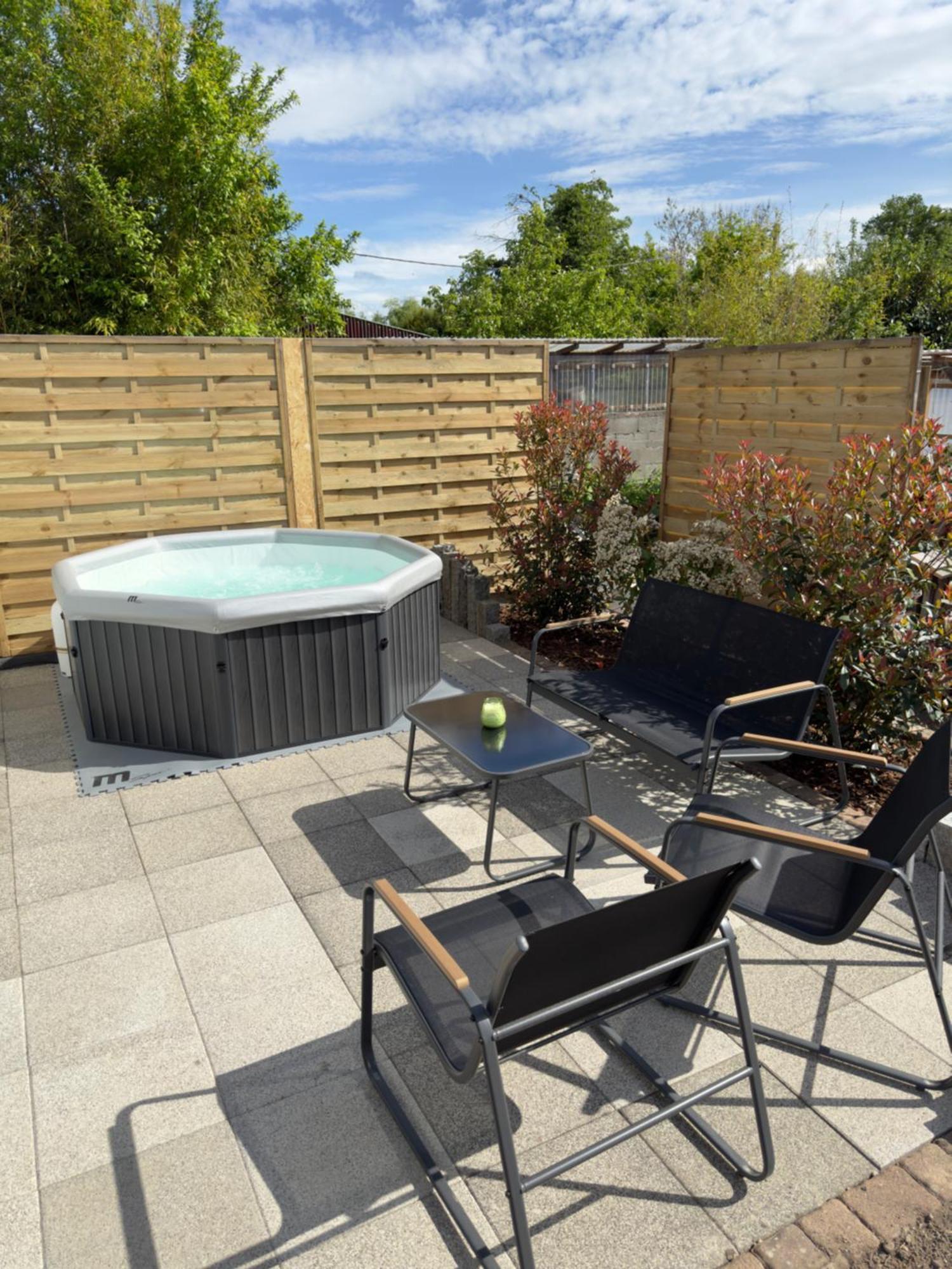 Gite Les Lilas, Centre Alsace, Avec Jacuzzi Mackenheim Ngoại thất bức ảnh